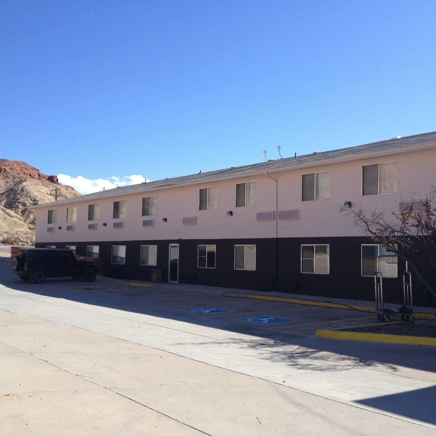 Days Inn By Wyndham Moab Exterior foto